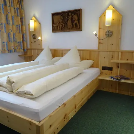 Apartment Haus Alpenstern Sölden