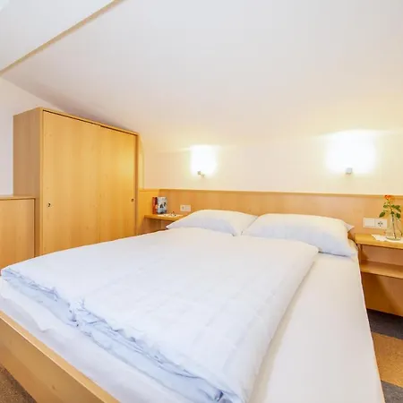 Haus Alpenstern Апартаменты